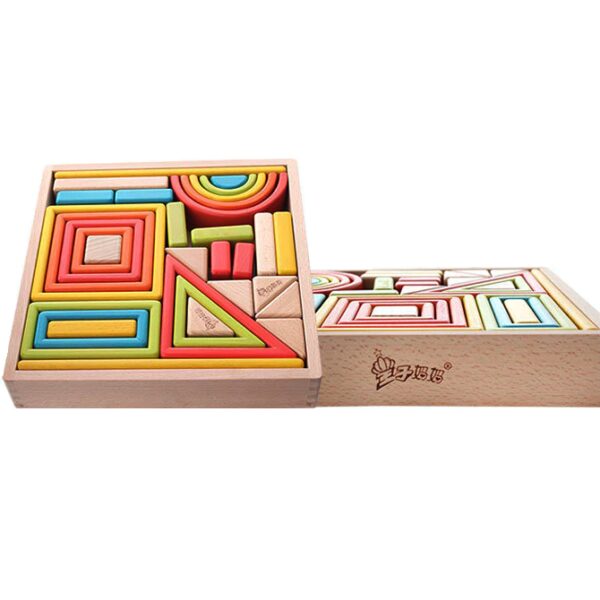 Joc educativ, creatie si constructie cu 32 piese geometrice din lemn, multicolore