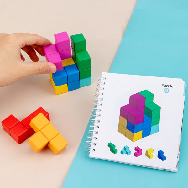 Joc educativ tip tetris, combina si creaza forme 3D, Build the Master, + 4 ani